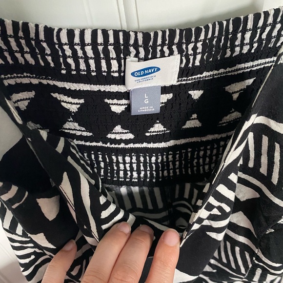 Old Navy sundress, fit and flare. Size L. - Picture 3 of 3
